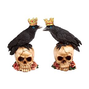Kråka med Krona Stående på Dödskallar med Rosor Ornament
