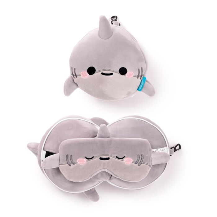 Relaxeazzz Adoramals Archie the Shark Haj Plysch Resekudde & Ögonmask